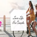 laurashideaways.com laurashideaways.com